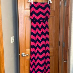 Maxi dress, stretchy material